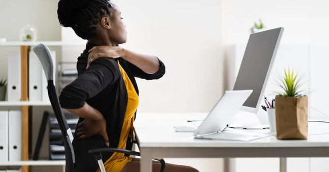 Ergonomics for Home Offices: Preventing Back Pain with Physiotherapy and Chiropractic Care