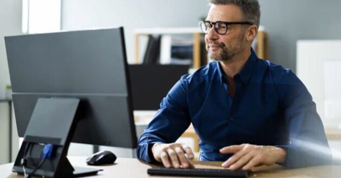 The 4-Day Office Shift: Why Your Back is Feeling the Return to Routine